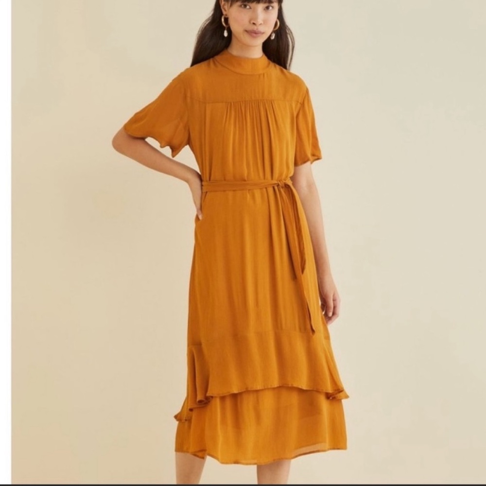 Amour Vert Onie Midi Dress